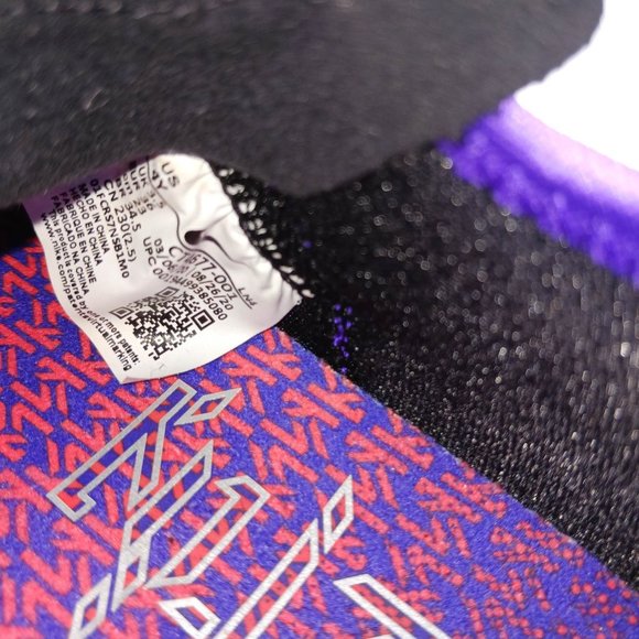 Nike LeBron XVIII NRG GS Size 4Y Black Bright Crimson Youth Woman Kids - Picture 11 of 16